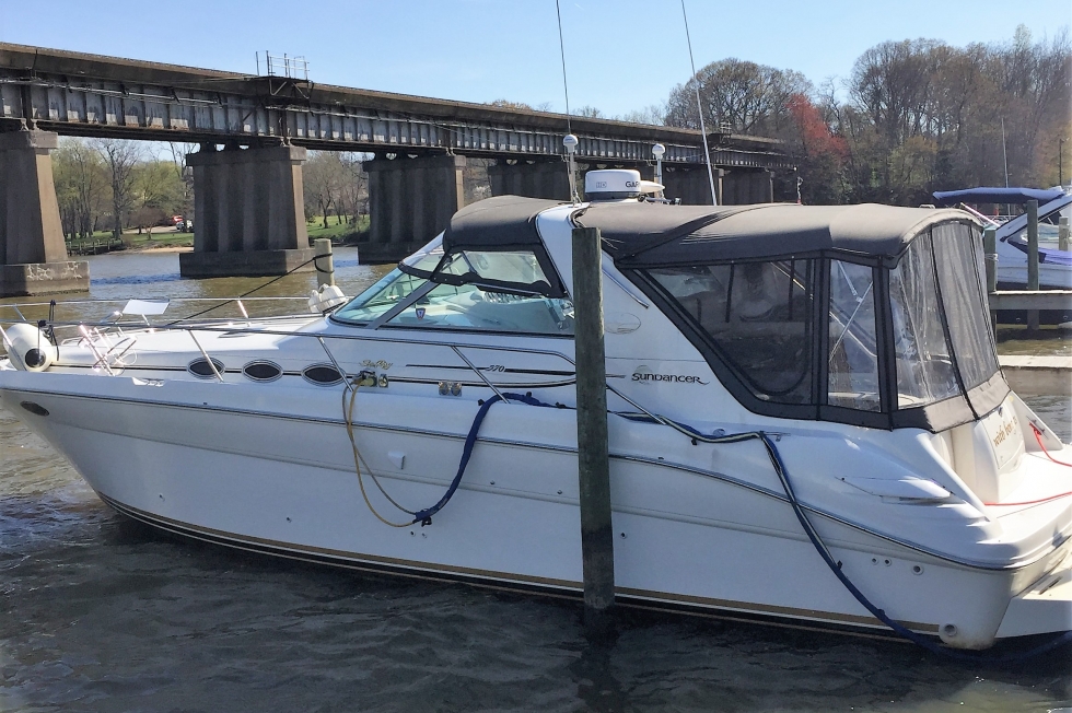 1995 Sea Ray 370 Sundancer