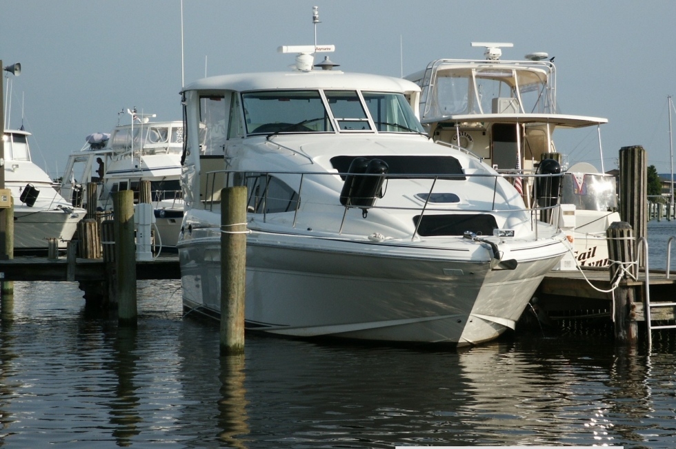 2005 Sea Ray 390 Motor Yacht