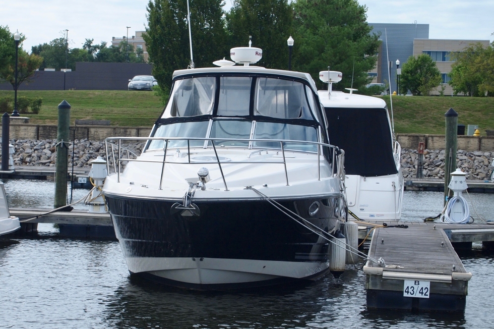 2009 Monterey 34 Sport Yacht