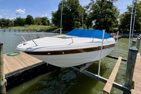 2001 Bayliner 2352 LX/DX